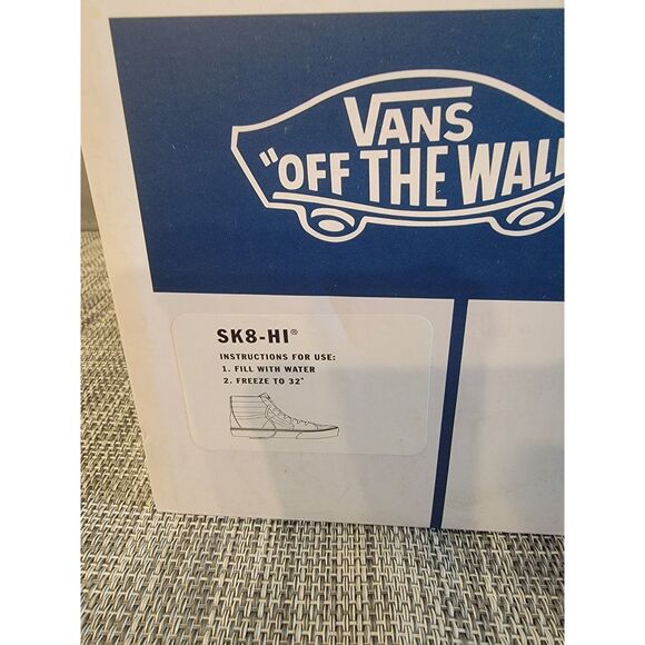 Vintage Vans Off the Wall Ice Cube Mold SNEAKERS Ice Storage Box sk8er 9” 5” 5” - Picture 2 of 6